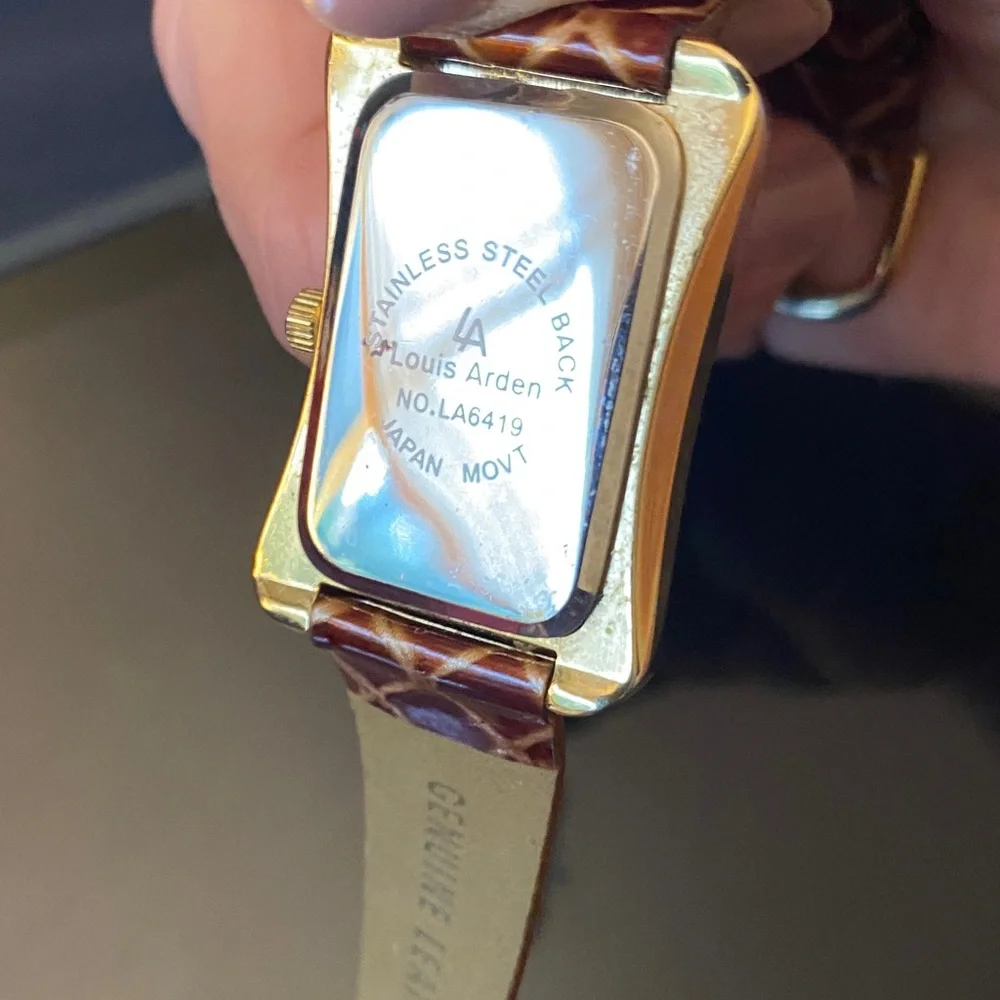 Luxurious Gold Women's Watch with Brown Strap